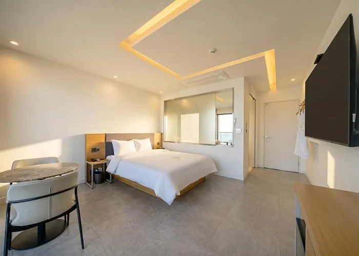 Songjeong Olla Hotel 2*